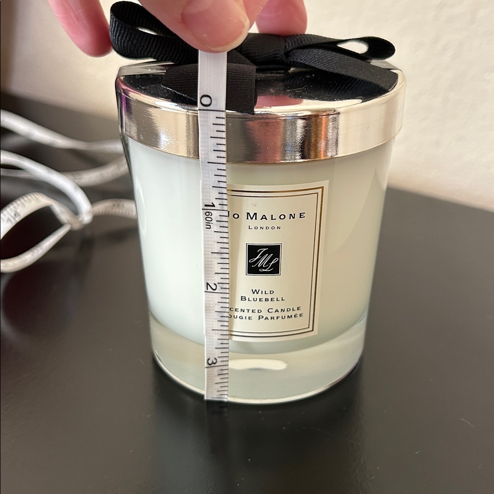 Jo Malone Wild Bluebell Candle 200g 45 Hour Burn w/ Silver Lid NIB $82 MSRP - Picture 10 of 14